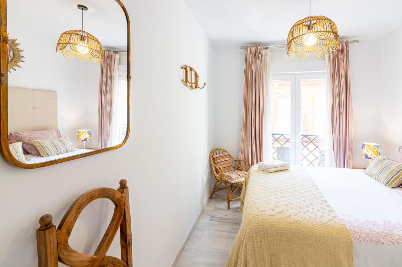 Apartamento Vicky Victoria Málaga Exteriör bild