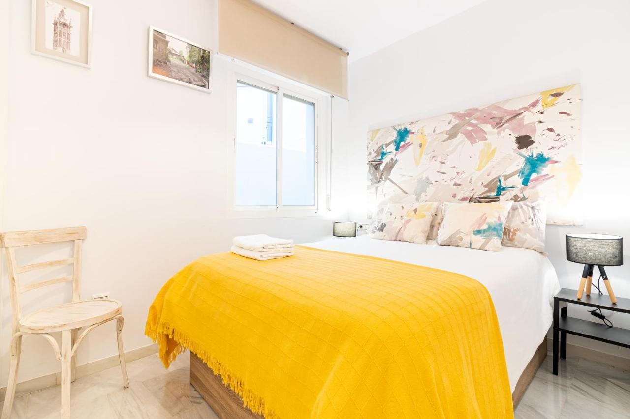 Apartamento Vicky Victoria Málaga Exteriör bild
